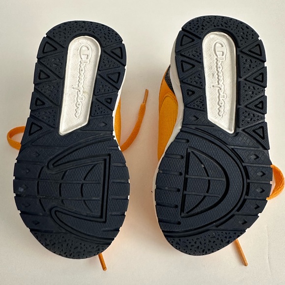 Champion Sneakers - Picture 5 of 6